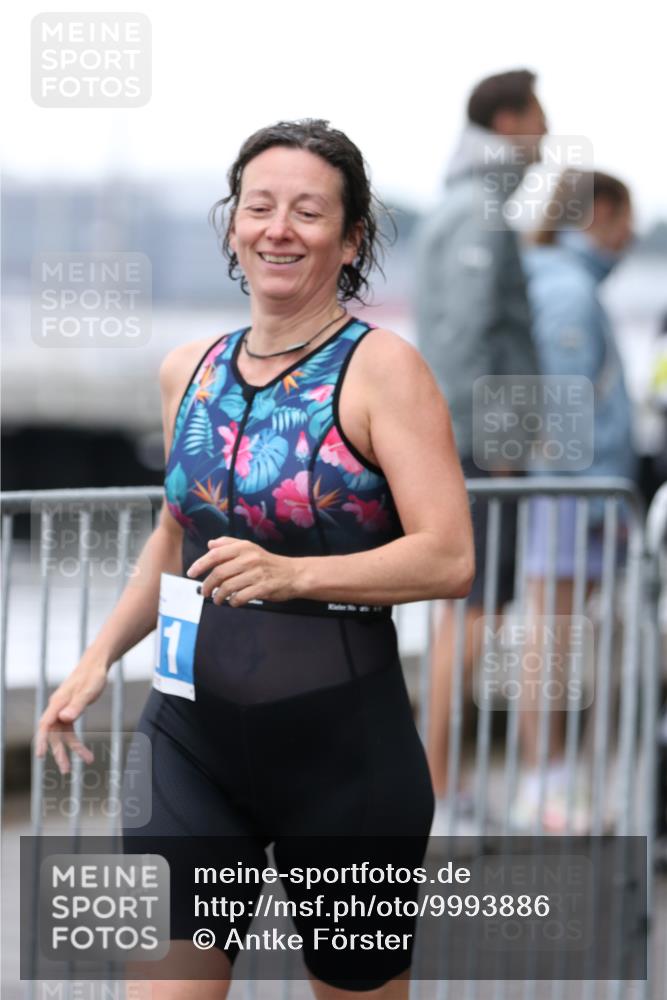 16.08.2026 - KN Förde Triathlon 2026 Antke Förster http://msf.ph/oto/9993886 16.08.2026 10:21:18 Laufen  meine-sportfotos.de