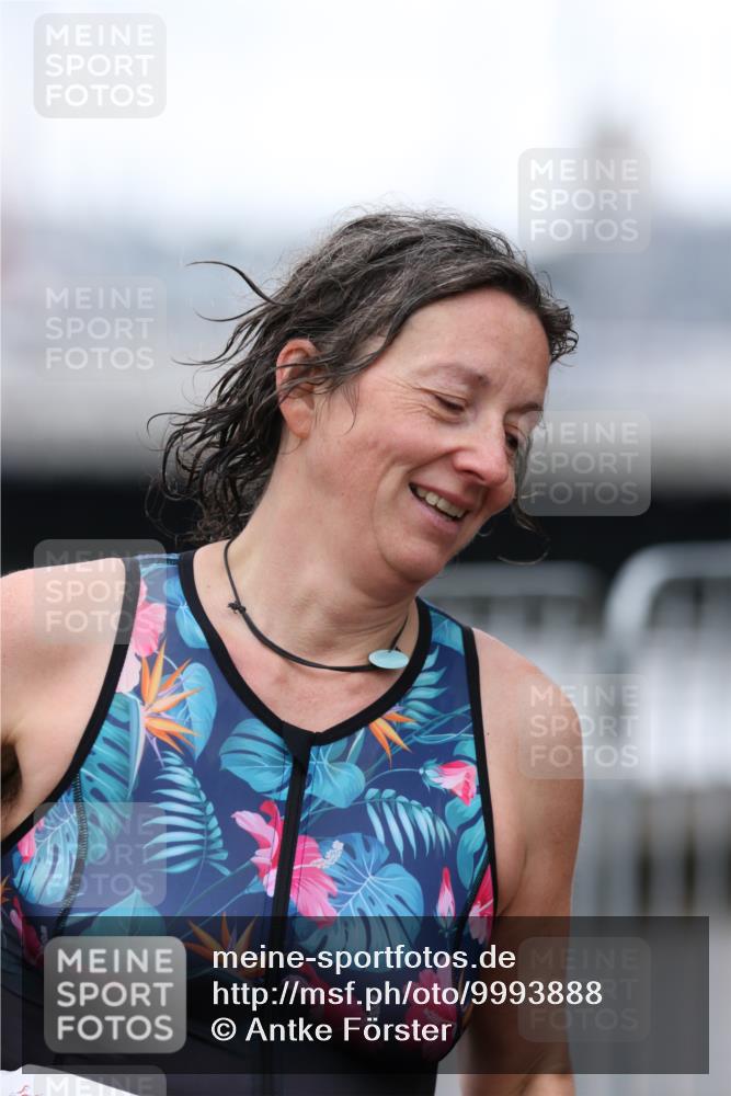 16.08.2026 - KN Förde Triathlon 2026 Antke Förster http://msf.ph/oto/9993888 16.08.2026 10:21:20 Laufen  meine-sportfotos.de