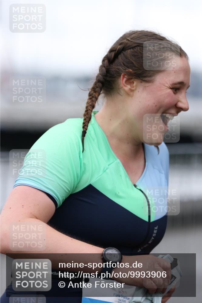 16.08.2026 - KN Förde Triathlon 2026 Antke Förster http://msf.ph/oto/9993906 16.08.2026 10:21:38 Laufen  meine-sportfotos.de