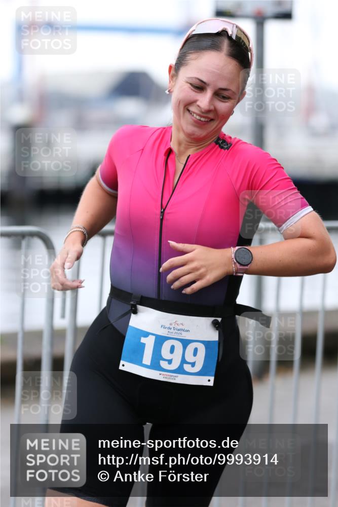 16.08.2026 - KN Förde Triathlon 2026 Antke Förster http://msf.ph/oto/9993914 16.08.2026 10:21:47 Laufen  meine-sportfotos.de