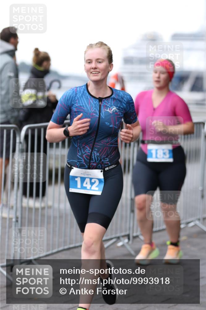 16.08.2026 - KN Förde Triathlon 2026 Antke Förster http://msf.ph/oto/9993918 16.08.2026 10:21:51 Laufen  meine-sportfotos.de