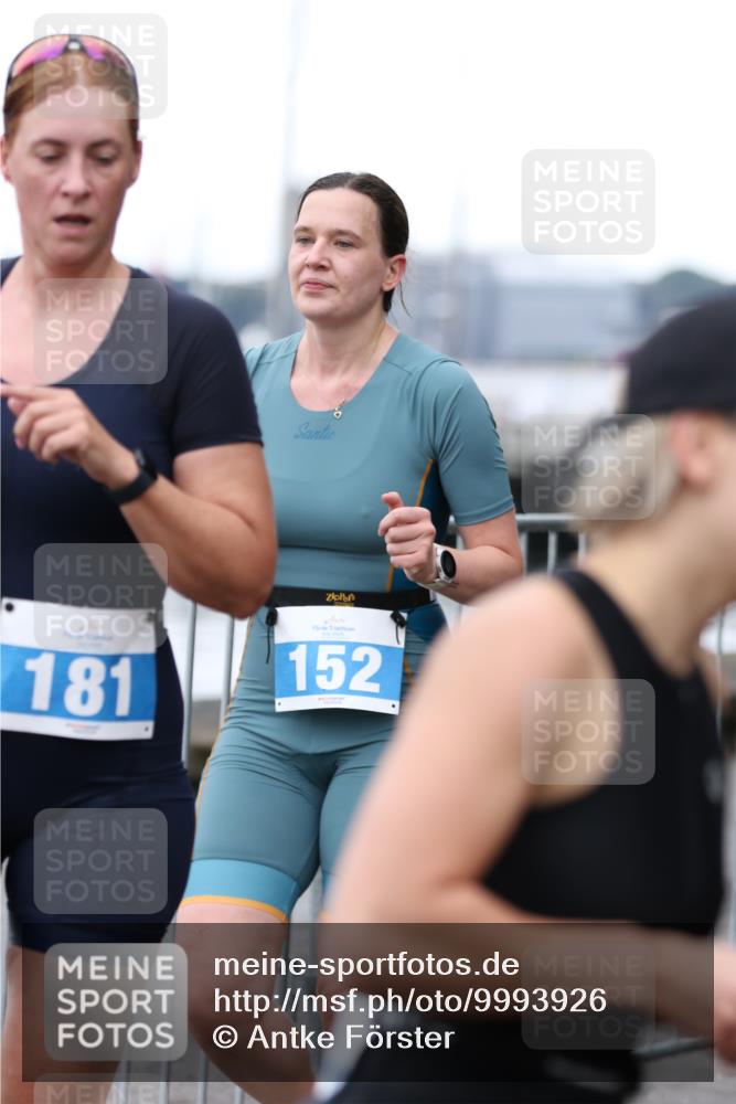 16.08.2026 - KN Förde Triathlon 2026 Antke Förster http://msf.ph/oto/9993926 16.08.2026 10:21:56 Laufen  meine-sportfotos.de