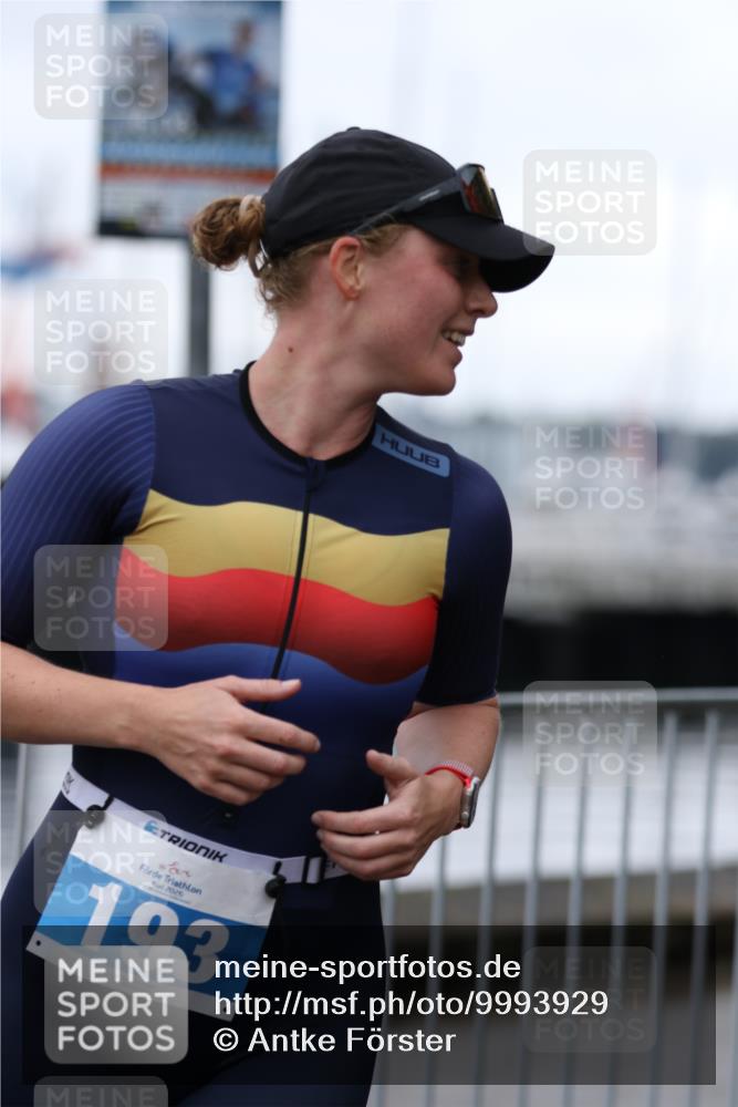 16.08.2026 - KN Förde Triathlon 2026 Antke Förster http://msf.ph/oto/9993929 16.08.2026 10:21:59 Laufen  meine-sportfotos.de