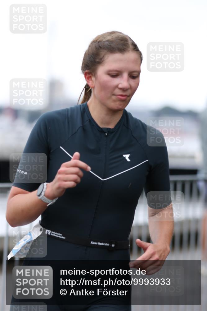 16.08.2026 - KN Förde Triathlon 2026 Antke Förster http://msf.ph/oto/9993933 16.08.2026 10:22:03 Laufen  meine-sportfotos.de