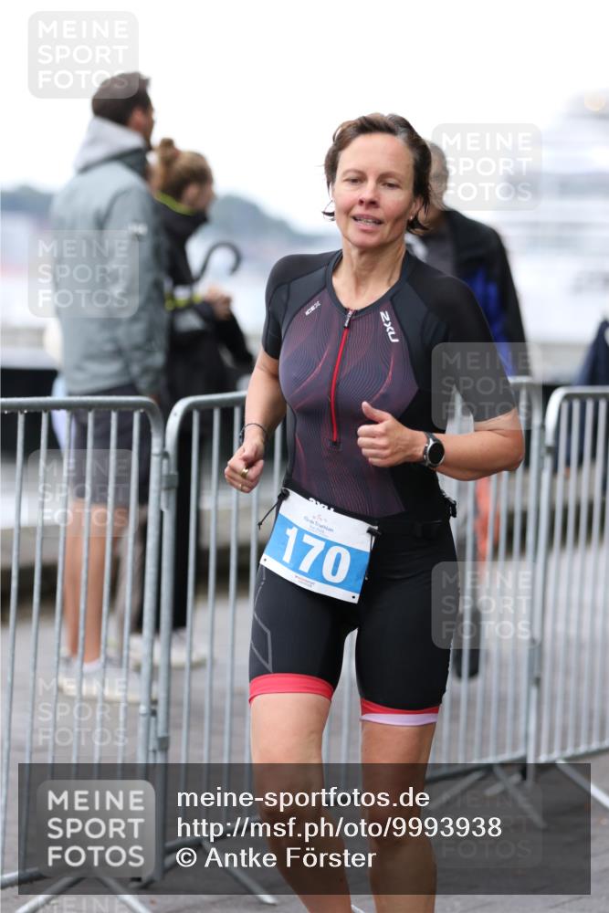 16.08.2026 - KN Förde Triathlon 2026 Antke Förster http://msf.ph/oto/9993938 16.08.2026 10:22:13 Laufen  meine-sportfotos.de