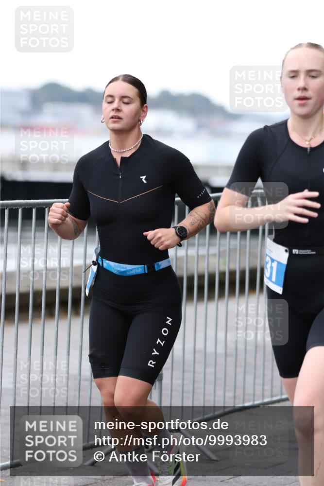 16.08.2026 - KN Förde Triathlon 2026 Antke Förster http://msf.ph/oto/9993983 16.08.2026 10:23:03 Laufen  meine-sportfotos.de
