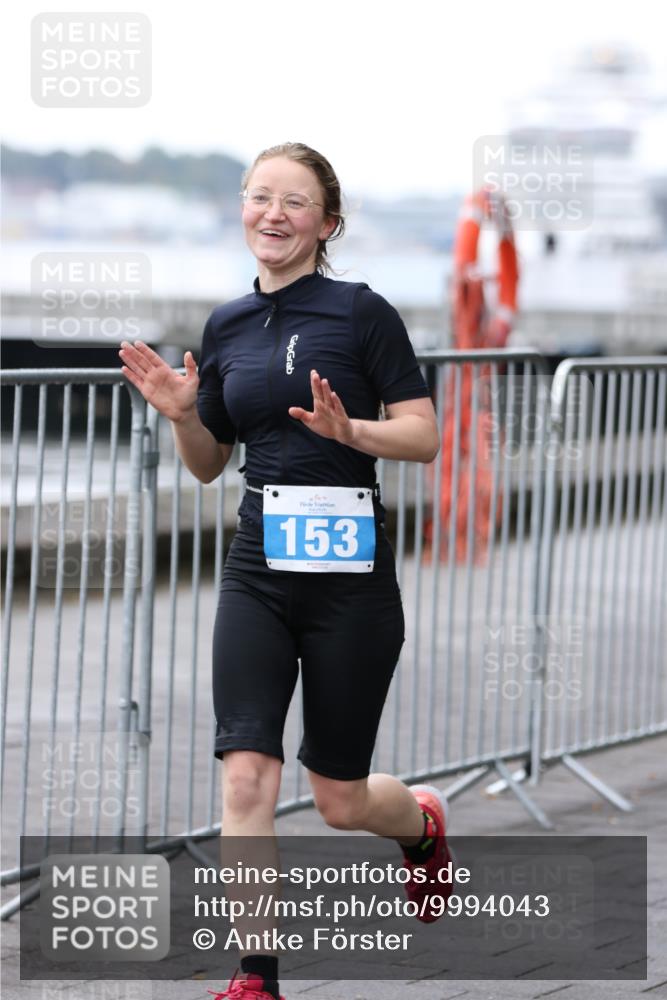 16.08.2026 - KN Förde Triathlon 2026 Antke Förster http://msf.ph/oto/9994043 16.08.2026 10:24:31 Laufen  meine-sportfotos.de