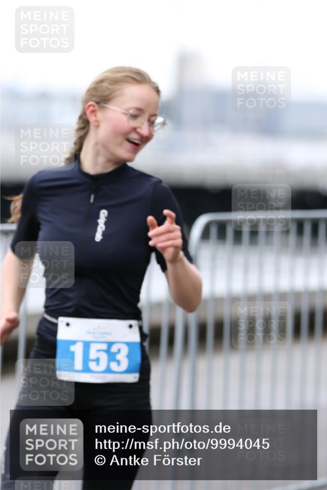 16.08.2026 - KN Förde Triathlon 2026 Antke Förster http://msf.ph/oto/9994045 16.08.2026 10:24:32 Laufen  meine-sportfotos.de