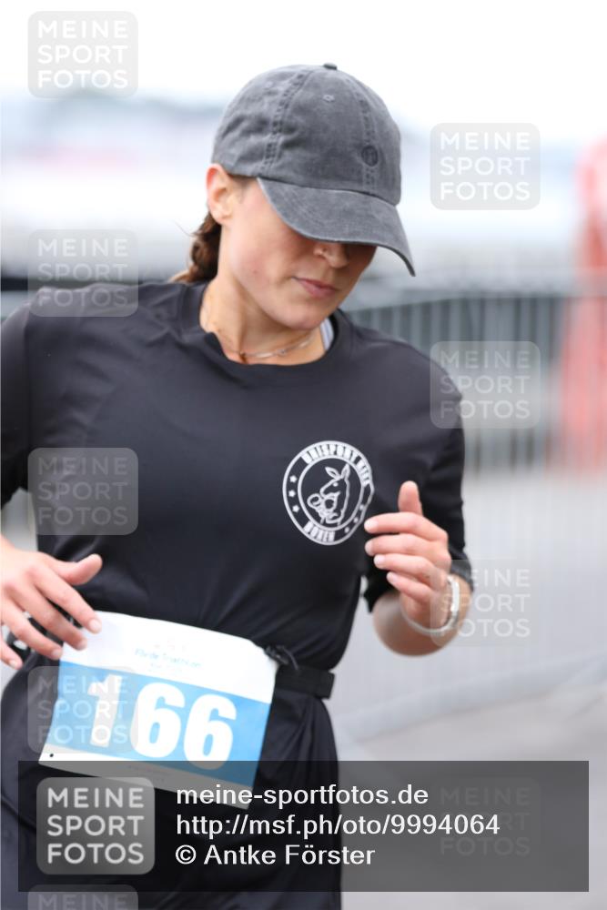 16.08.2026 - KN Förde Triathlon 2026 Antke Förster http://msf.ph/oto/9994064 16.08.2026 10:25:16 Laufen  meine-sportfotos.de