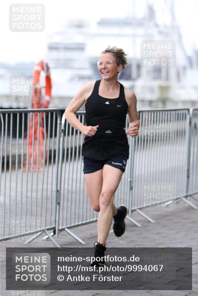 16.08.2026 - KN Förde Triathlon 2026 Antke Förster http://msf.ph/oto/9994067 16.08.2026 10:25:28 Laufen  meine-sportfotos.de