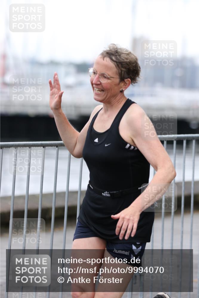 16.08.2026 - KN Förde Triathlon 2026 Antke Förster http://msf.ph/oto/9994070 16.08.2026 10:25:30 Laufen  meine-sportfotos.de