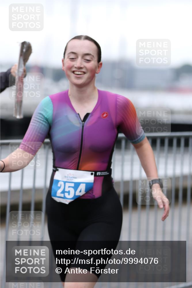 16.08.2026 - KN Förde Triathlon 2026 Antke Förster http://msf.ph/oto/9994076 16.08.2026 10:25:33 Laufen  meine-sportfotos.de