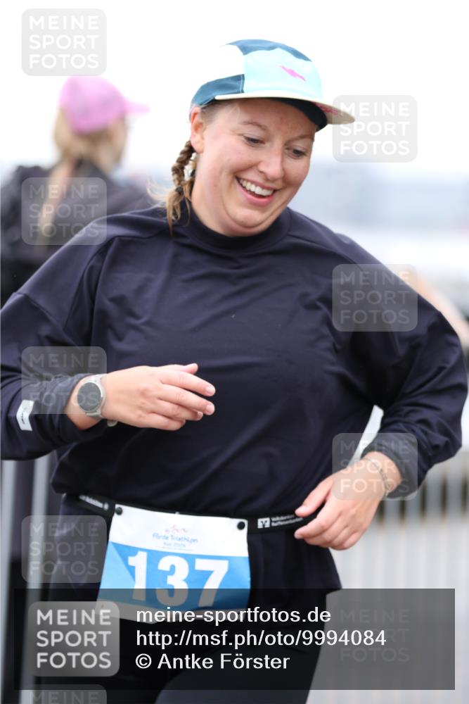 16.08.2026 - KN Förde Triathlon 2026 Antke Förster http://msf.ph/oto/9994084 16.08.2026 10:25:40 Laufen  meine-sportfotos.de