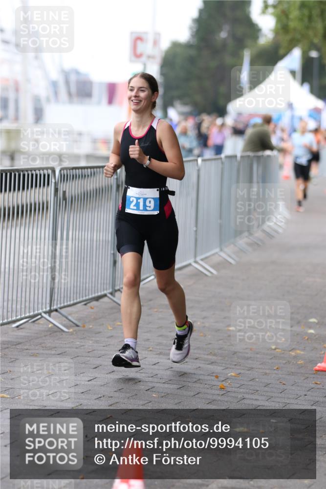 16.08.2026 - KN Förde Triathlon 2026 Antke Förster http://msf.ph/oto/9994105 16.08.2026 10:26:12 Laufen  meine-sportfotos.de