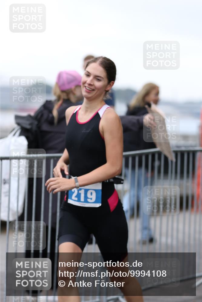 16.08.2026 - KN Förde Triathlon 2026 Antke Förster http://msf.ph/oto/9994108 16.08.2026 10:26:14 Laufen  meine-sportfotos.de