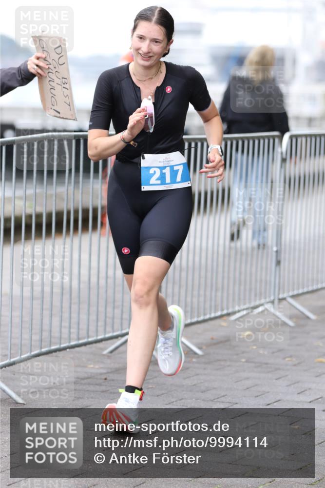 16.08.2026 - KN Förde Triathlon 2026 Antke Förster http://msf.ph/oto/9994114 16.08.2026 10:26:20 Laufen  meine-sportfotos.de