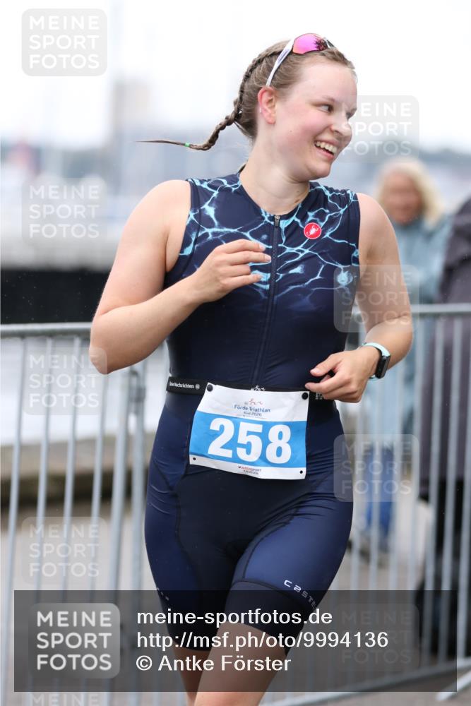 16.08.2026 - KN Förde Triathlon 2026 Antke Förster http://msf.ph/oto/9994136 16.08.2026 10:26:42 Laufen  meine-sportfotos.de