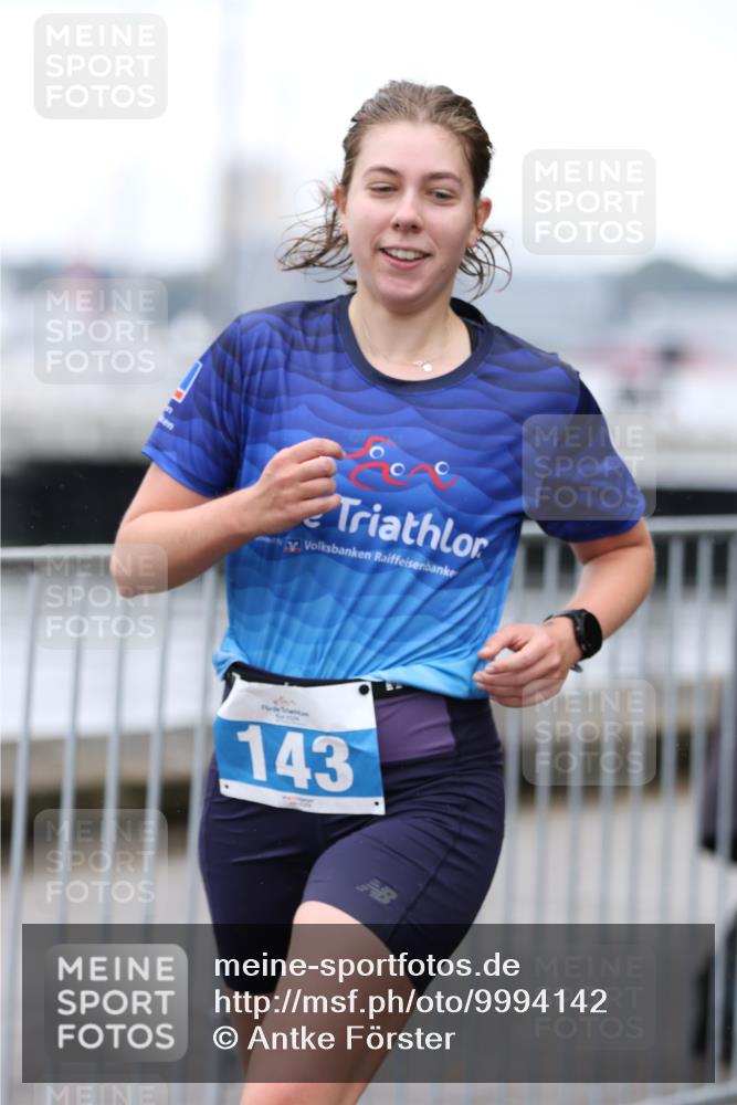 16.08.2026 - KN Förde Triathlon 2026 Antke Förster http://msf.ph/oto/9994142 16.08.2026 10:26:46 Laufen  meine-sportfotos.de