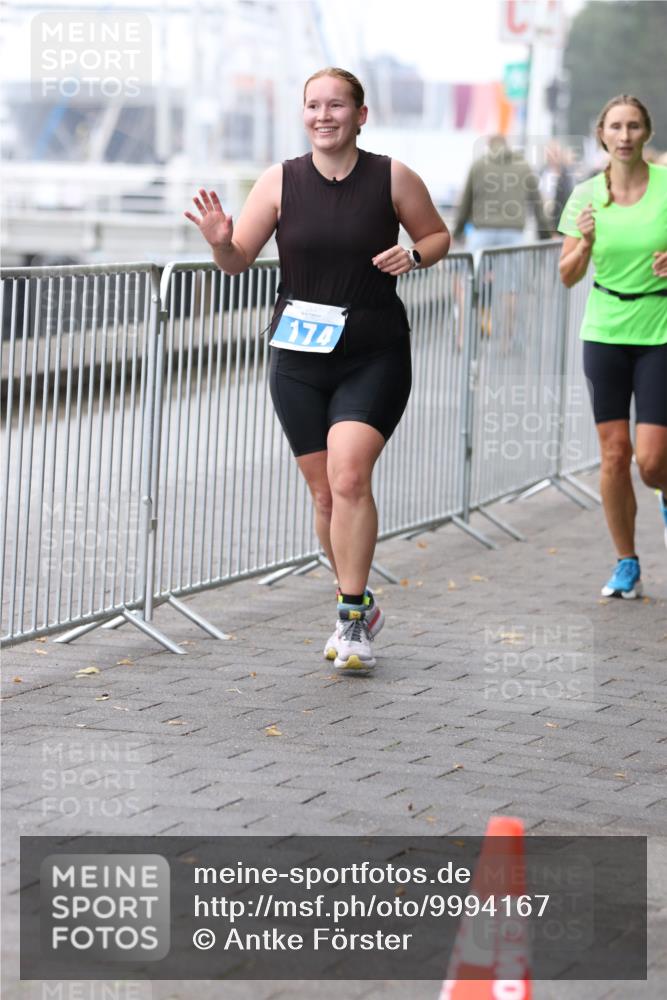 16.08.2026 - KN Förde Triathlon 2026 Antke Förster http://msf.ph/oto/9994167 16.08.2026 10:27:26 Laufen  meine-sportfotos.de