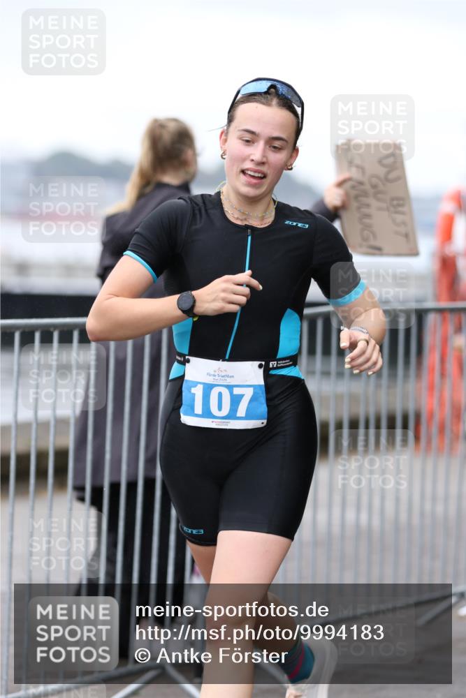 16.08.2026 - KN Förde Triathlon 2026 Antke Förster http://msf.ph/oto/9994183 16.08.2026 10:27:42 Laufen  meine-sportfotos.de
