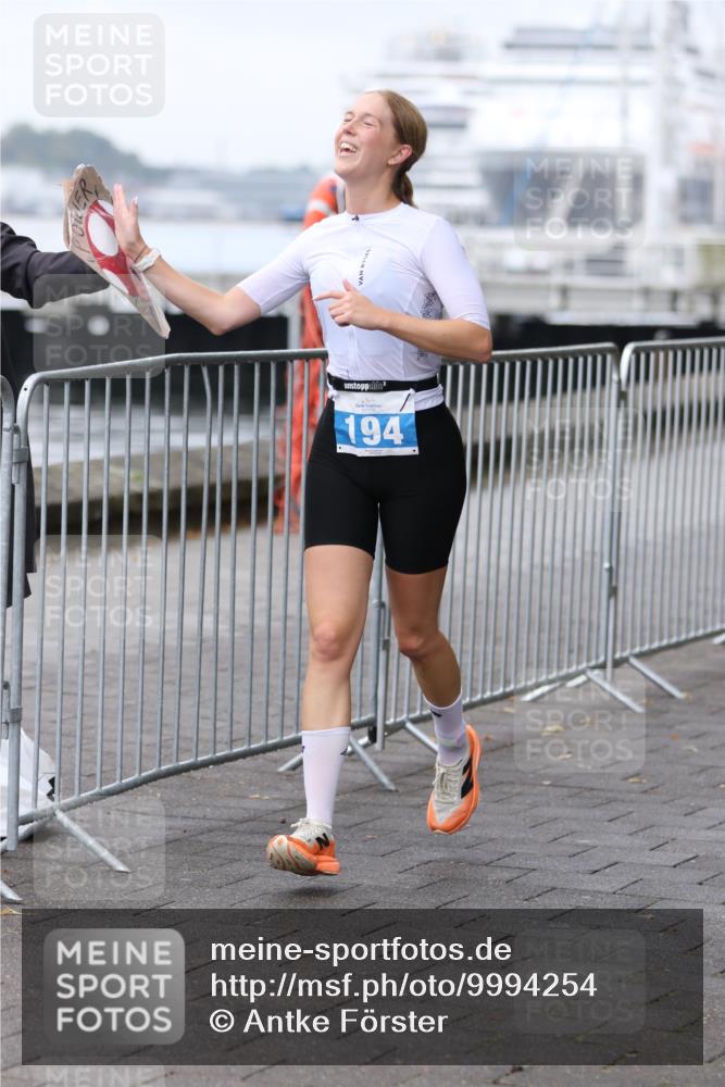 16.08.2026 - KN Förde Triathlon 2026 Antke Förster http://msf.ph/oto/9994254 16.08.2026 10:29:33 Laufen  meine-sportfotos.de
