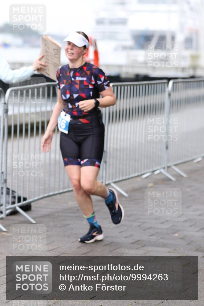 16.08.2026 - KN Förde Triathlon 2026 Antke Förster http://msf.ph/oto/9994263 16.08.2026 10:29:46 Laufen  meine-sportfotos.de