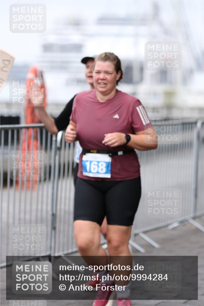 16.08.2026 - KN Förde Triathlon 2026 Antke Förster http://msf.ph/oto/9994284 16.08.2026 10:30:08 Laufen  meine-sportfotos.de
