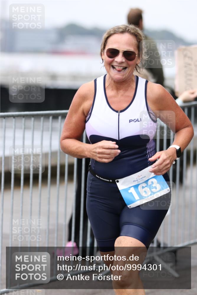 16.08.2026 - KN Förde Triathlon 2026 Antke Förster http://msf.ph/oto/9994301 16.08.2026 10:30:36 Laufen  meine-sportfotos.de