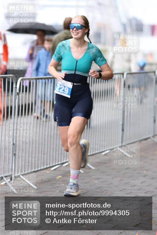 16.08.2026 - KN Förde Triathlon 2026 Antke Förster http://msf.ph/oto/9994305 16.08.2026 10:30:41 Laufen  meine-sportfotos.de