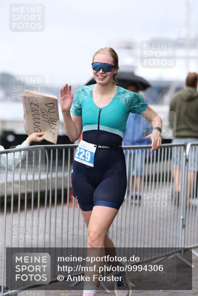 16.08.2026 - KN Förde Triathlon 2026 Antke Förster http://msf.ph/oto/9994306 16.08.2026 10:30:41 Laufen  meine-sportfotos.de