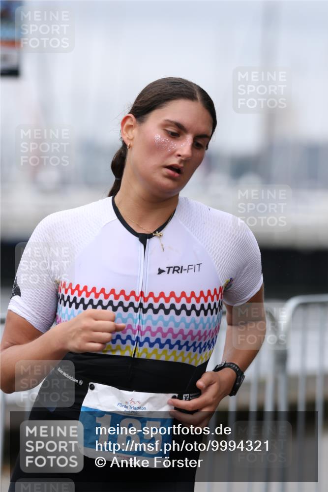 16.08.2026 - KN Förde Triathlon 2026 Antke Förster http://msf.ph/oto/9994321 16.08.2026 10:30:55 Laufen  meine-sportfotos.de
