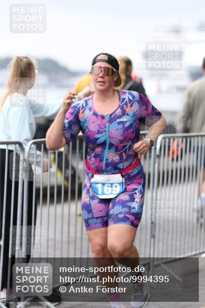 16.08.2026 - KN Förde Triathlon 2026 Antke Förster http://msf.ph/oto/9994395 16.08.2026 10:32:19 Laufen  meine-sportfotos.de