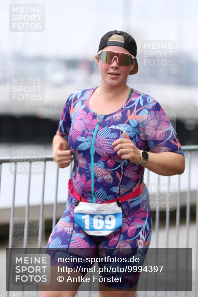 16.08.2026 - KN Förde Triathlon 2026 Antke Förster http://msf.ph/oto/9994397 16.08.2026 10:32:20 Laufen  meine-sportfotos.de
