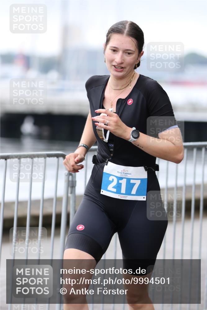 16.08.2026 - KN Förde Triathlon 2026 Antke Förster http://msf.ph/oto/9994501 16.08.2026 10:34:44 Laufen  meine-sportfotos.de