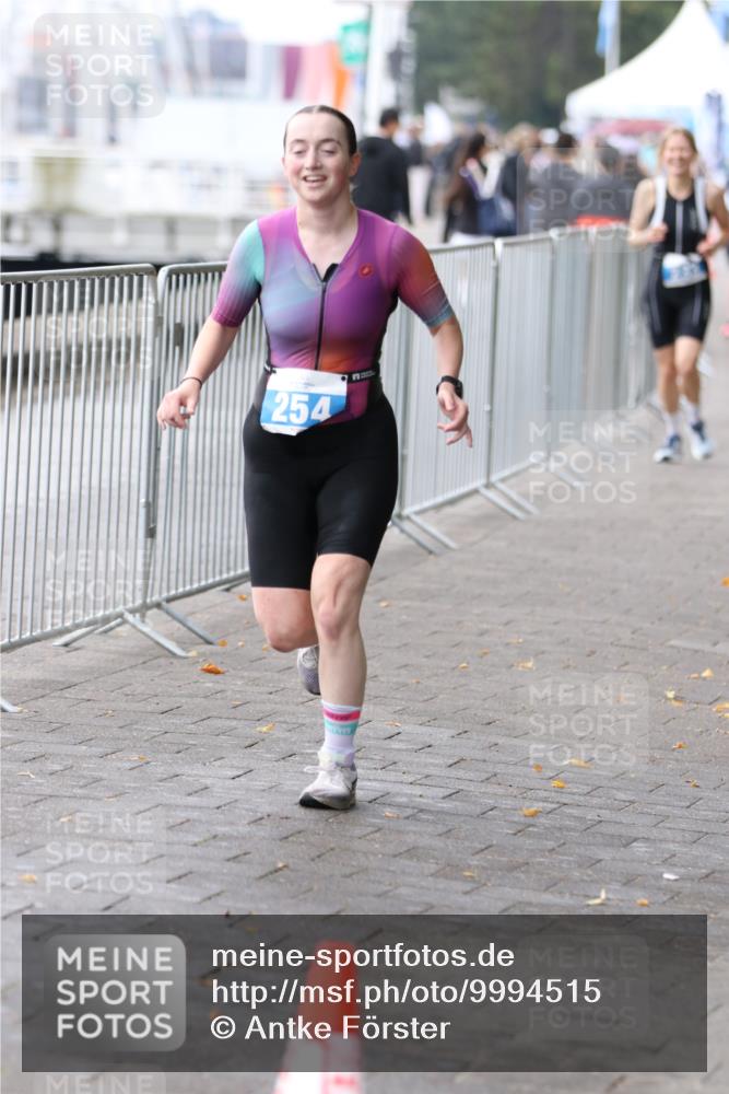 16.08.2026 - KN Förde Triathlon 2026 Antke Förster http://msf.ph/oto/9994515 16.08.2026 10:35:10 Laufen  meine-sportfotos.de