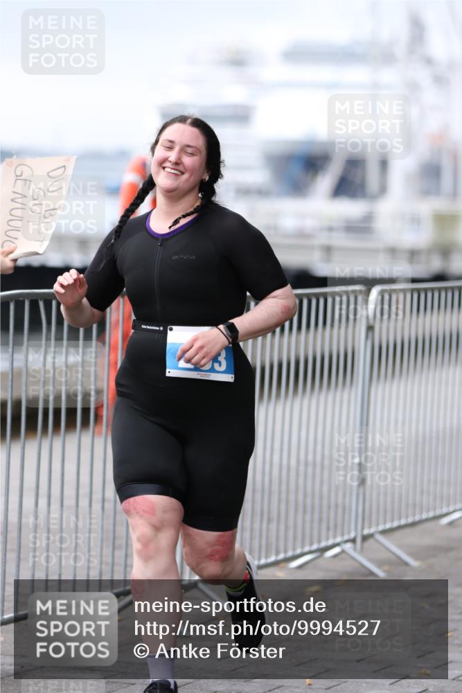 16.08.2026 - KN Förde Triathlon 2026 Antke Förster http://msf.ph/oto/9994527 16.08.2026 10:35:20 Laufen  meine-sportfotos.de