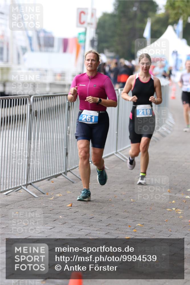 16.08.2026 - KN Förde Triathlon 2026 Antke Förster http://msf.ph/oto/9994539 16.08.2026 10:35:42 Laufen  meine-sportfotos.de