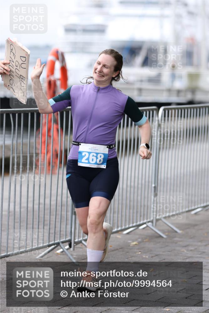 16.08.2026 - KN Förde Triathlon 2026 Antke Förster http://msf.ph/oto/9994564 16.08.2026 10:36:09 Laufen  meine-sportfotos.de