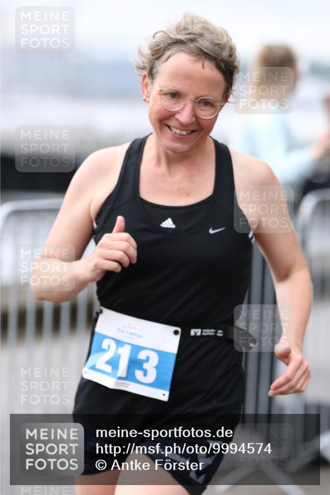 16.08.2026 - KN Förde Triathlon 2026 Antke Förster http://msf.ph/oto/9994574 16.08.2026 10:36:17 Laufen  meine-sportfotos.de