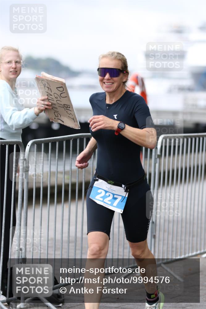 16.08.2026 - KN Förde Triathlon 2026 Antke Förster http://msf.ph/oto/9994576 16.08.2026 10:36:21 Laufen  meine-sportfotos.de