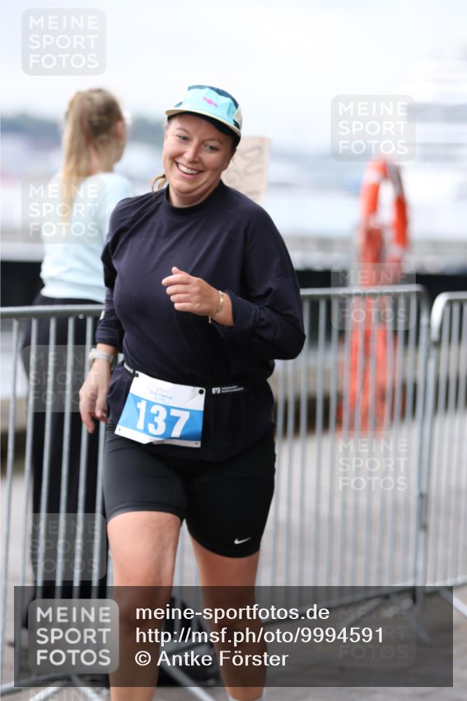16.08.2026 - KN Förde Triathlon 2026 Antke Förster http://msf.ph/oto/9994591 16.08.2026 10:36:54 Laufen  meine-sportfotos.de