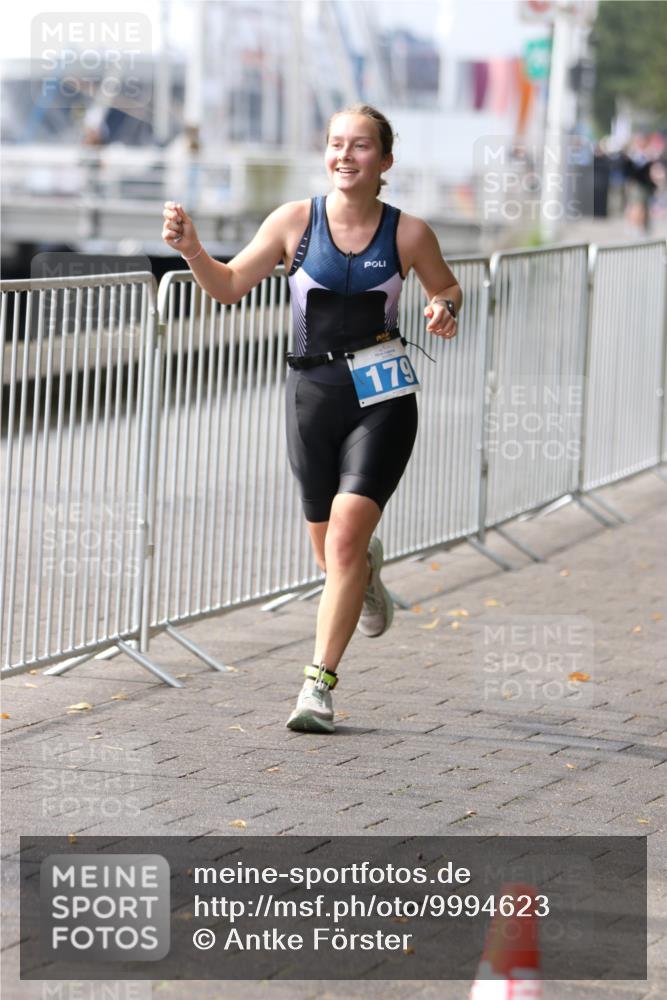 16.08.2026 - KN Förde Triathlon 2026 Antke Förster http://msf.ph/oto/9994623 16.08.2026 10:37:53 Laufen  meine-sportfotos.de