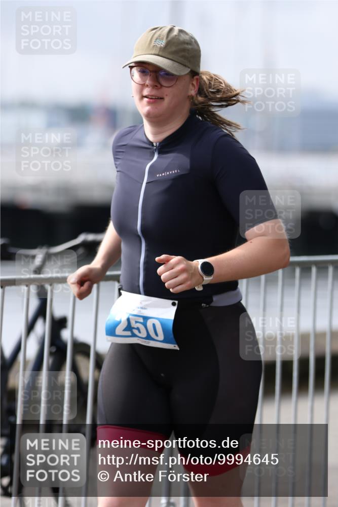 16.08.2026 - KN Förde Triathlon 2026 Antke Förster http://msf.ph/oto/9994645 16.08.2026 10:38:58 Laufen  meine-sportfotos.de