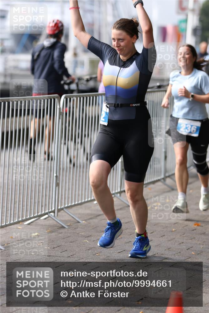 16.08.2026 - KN Förde Triathlon 2026 Antke Förster http://msf.ph/oto/9994661 16.08.2026 10:39:08 Laufen  meine-sportfotos.de