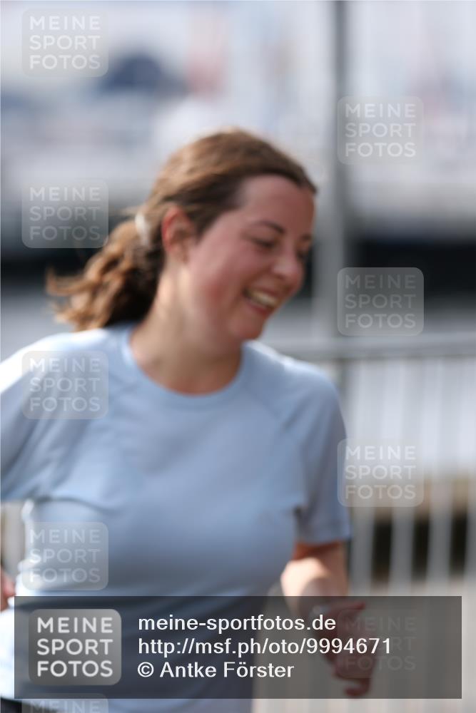 16.08.2026 - KN Förde Triathlon 2026 Antke Förster http://msf.ph/oto/9994671 16.08.2026 10:39:12 Laufen  meine-sportfotos.de