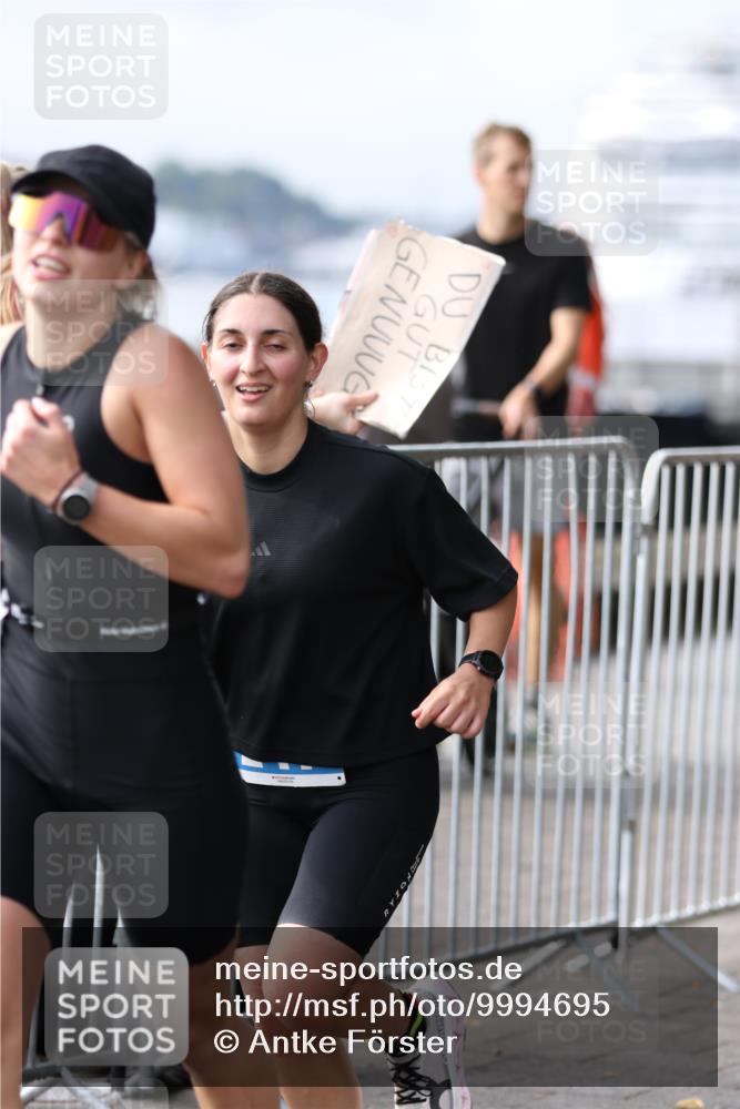 16.08.2026 - KN Förde Triathlon 2026 Antke Förster http://msf.ph/oto/9994695 16.08.2026 10:39:46 Laufen  meine-sportfotos.de