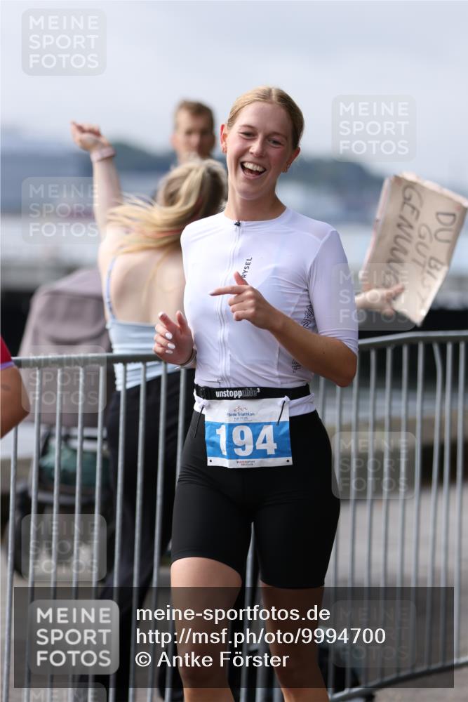 16.08.2026 - KN Förde Triathlon 2026 Antke Förster http://msf.ph/oto/9994700 16.08.2026 10:39:49 Laufen  meine-sportfotos.de
