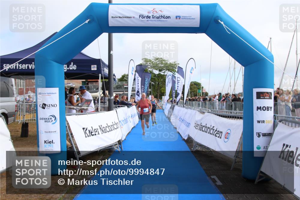 16.08.2026 - KN Förde Triathlon 2026 Markus Tischler http://msf.ph/oto/9994847 16.08.2026 10:44:12 Ziel 124, 211, 124, 211 meine-sportfotos.de