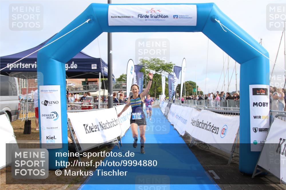 16.08.2026 - KN Förde Triathlon 2026 Markus Tischler http://msf.ph/oto/9994880 16.08.2026 10:44:49 Ziel 169, 182, 184, 169, 182, 184 meine-sportfotos.de