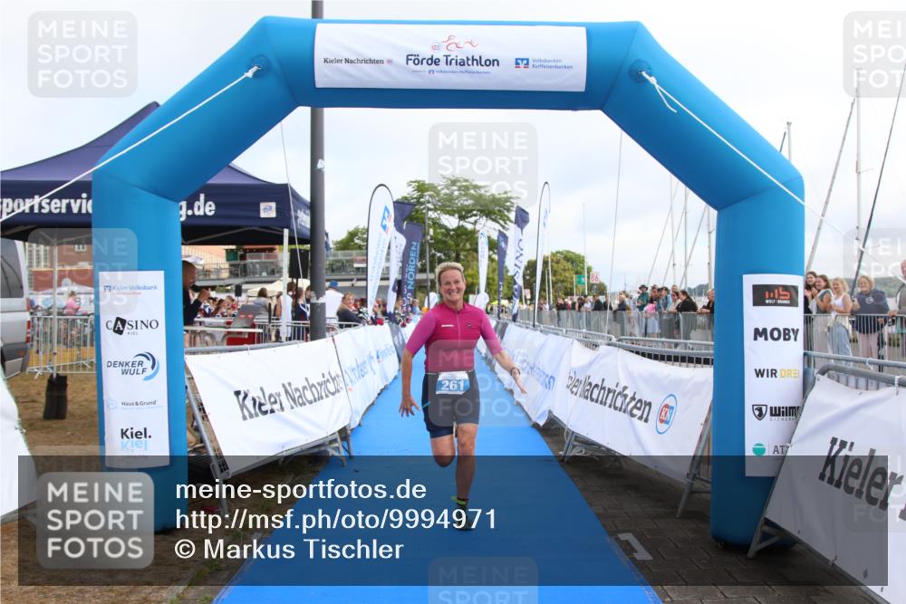 16.08.2026 - KN Förde Triathlon 2026 Markus Tischler http://msf.ph/oto/9994971 16.08.2026 10:46:43 Ziel 261, 261 meine-sportfotos.de